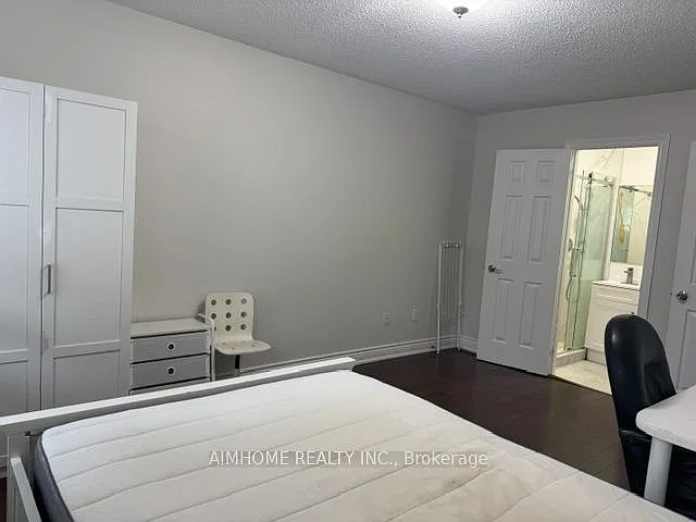 2 bed, $1,100 — Photo 3