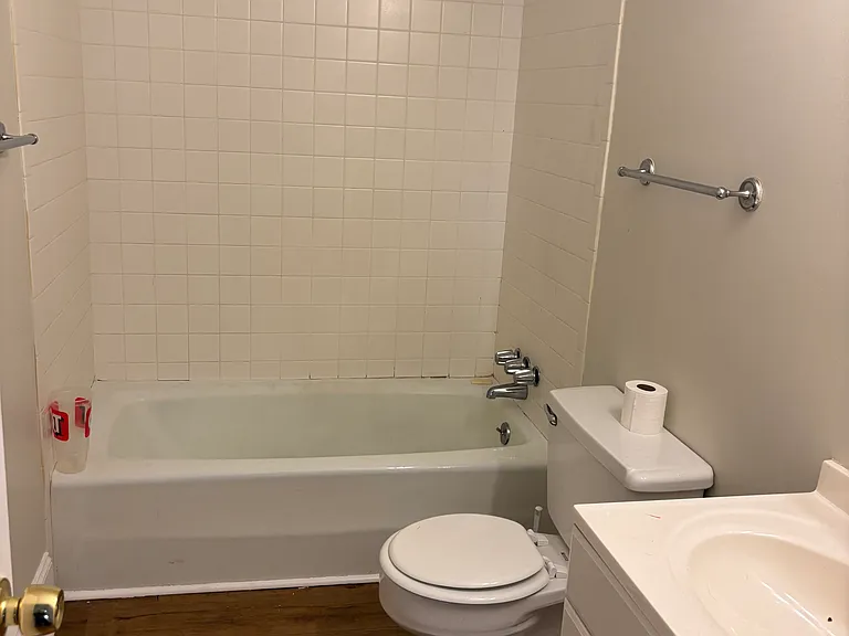 5576 Rock Garden Ct #B — Photo 2