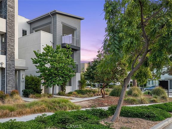 2nd image of 118 Modjeska