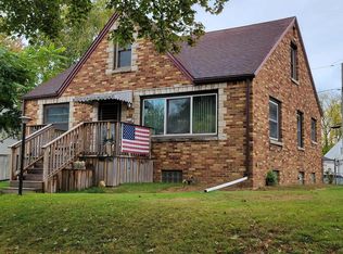 3718 South Iowa AVENUE, Saint Francis, WI 53235