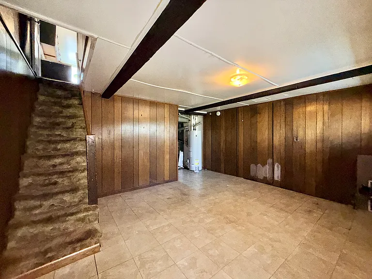 3303 Hartel Ave — Photo 39