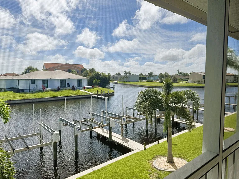 1400 Mineo Dr #10-B — Photo 29