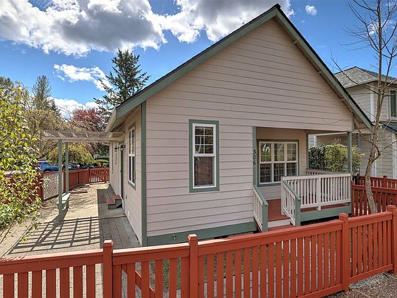 3rd image of 25123 Roberts Drive #306