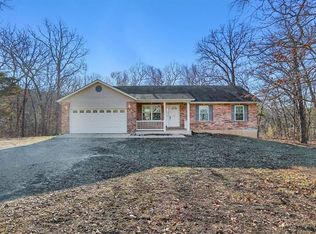 106 Valley Oaks Ln, Union, MO 63084