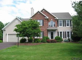 30 Muterfield Ct, Slingerlands, NY 12159