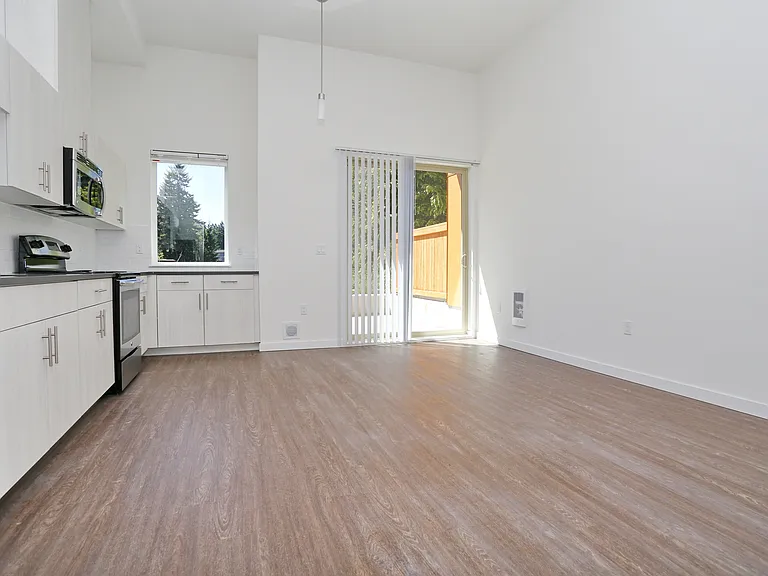 Greenwood Place Apartments — Photo 6