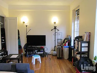 Rented by Living New York