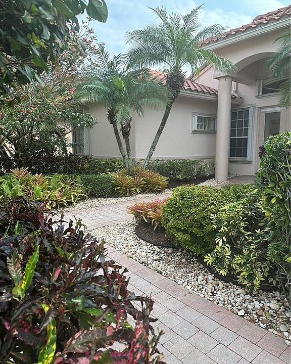 1st image of 9036 Padova Dr