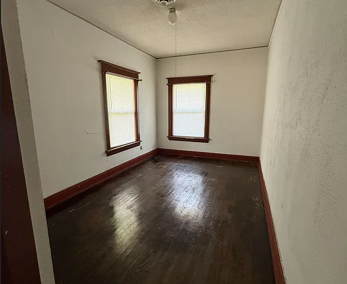 494 S Chicago Ave #2N — Photo 8