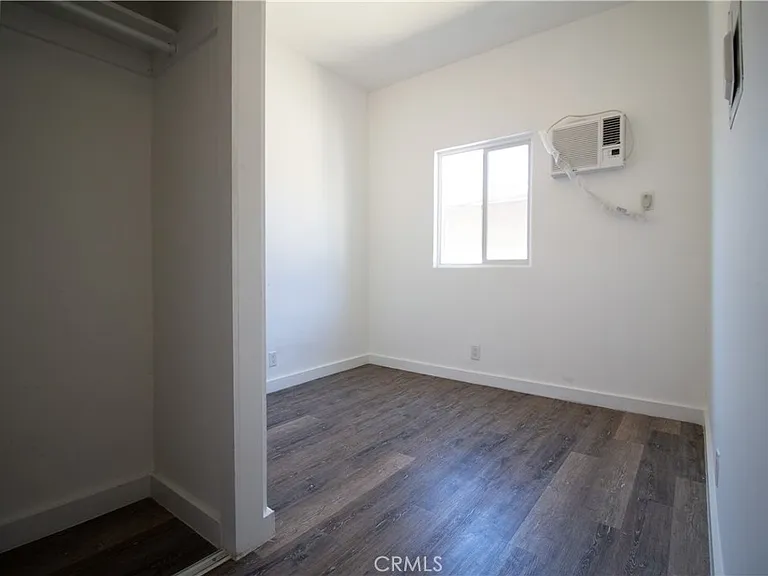 1411 S Burlington Ave #30 — Photo 4