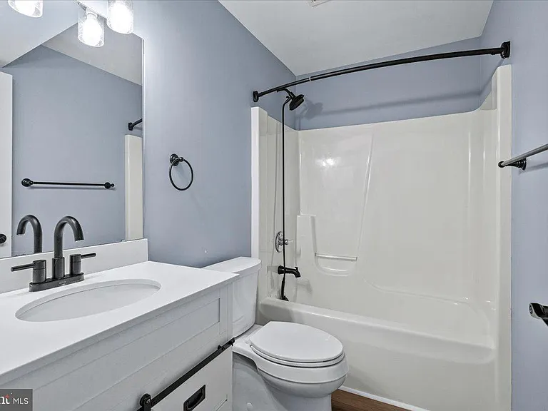 2619 Inwood Dr — Photo 35