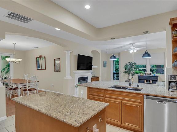 5th image of 1057 Marseille Ln