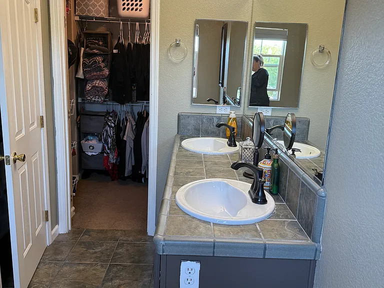 Esplanade Cir — Photo 7