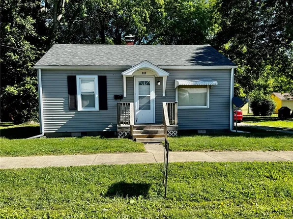 819 E Washington Ave, Greenville, IL 62246