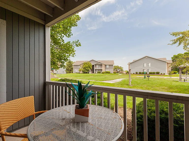 The Reserve At Barry Apartments — Photo 10