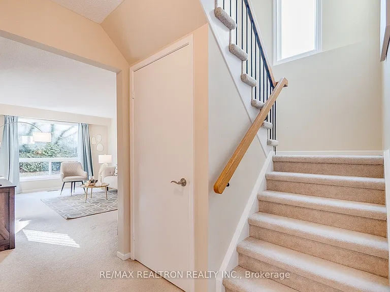122 Rutledge Ave — Photo 24
