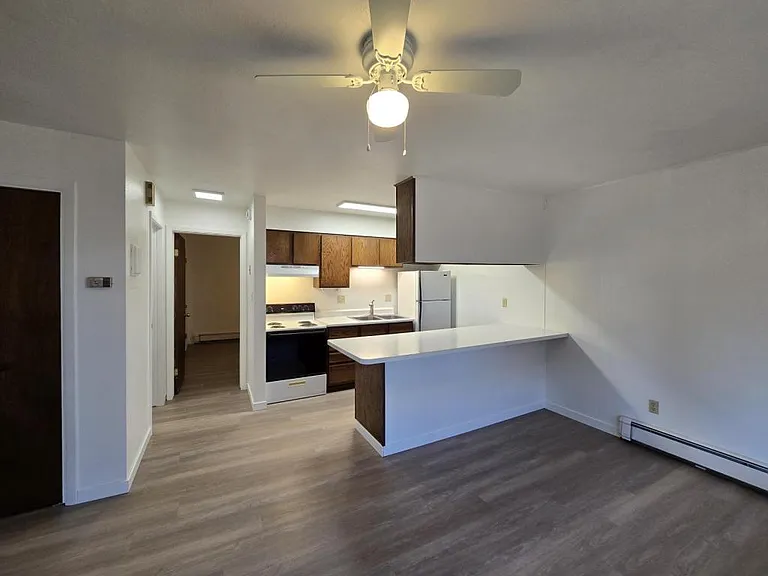 725 Macon Ave #4 — Photo 4