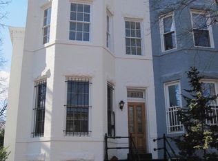 351 10th St SE #1B, Washington, DC