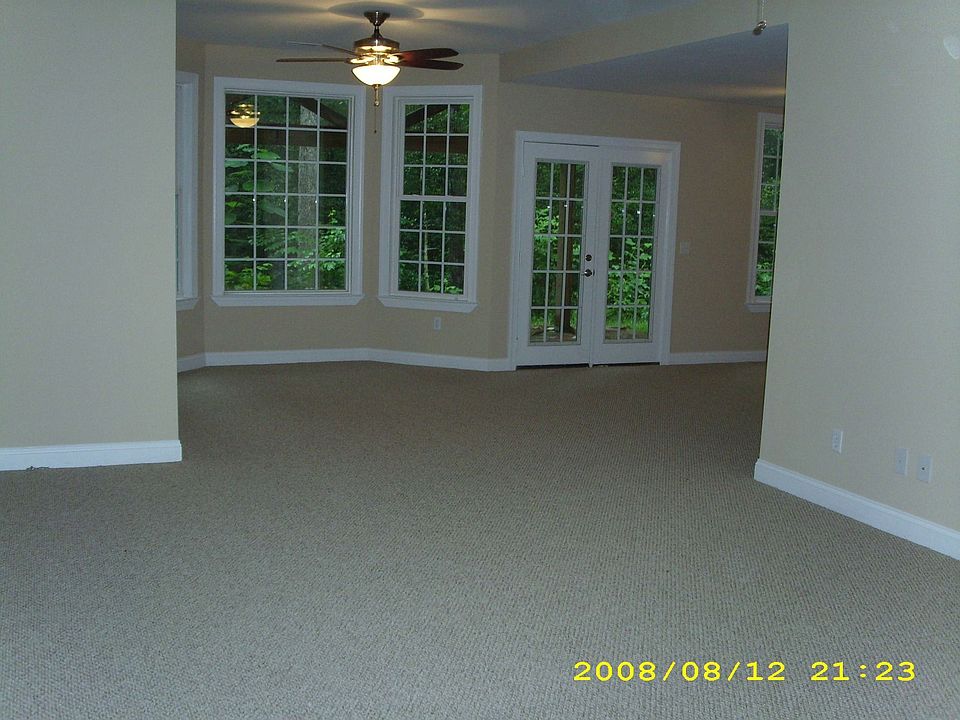 2nd image of 1305 Georgia Bay