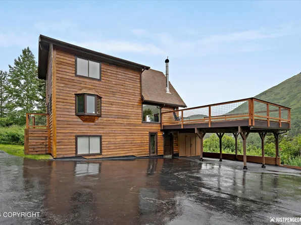 4039 Birdsong Dr, Eagle River, AK 99577
