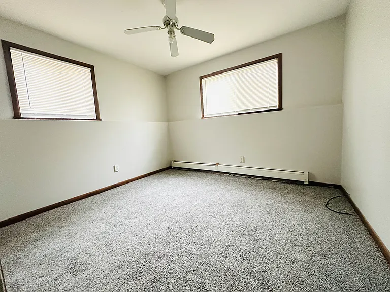 1720 32nd St SW #1720 — Photo 7