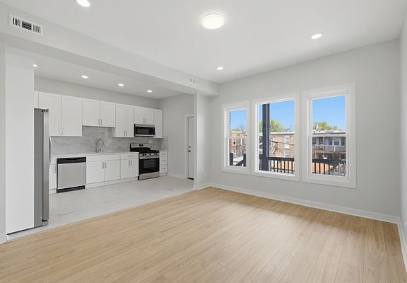 5th image of 6139 S Saint Lawrence Ave