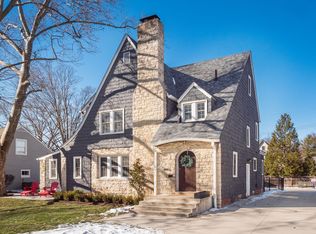 1960 Beverly Rd, Columbus, OH 43221