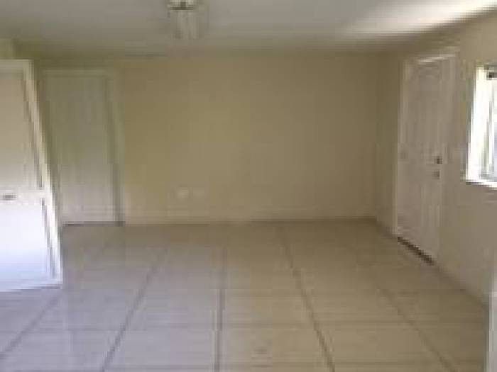 2nd image of 3050 NW 9th Ave