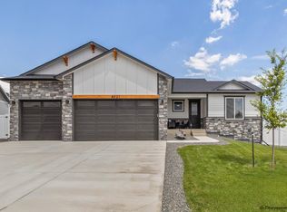4021 Farthing Rd, Cheyenne, WY 82001