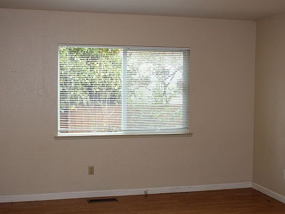 5th image of 4999 Fern Pl