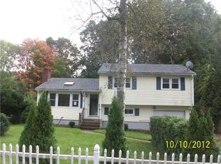 56 Roanoak Ave, Willimantic, CT 06226