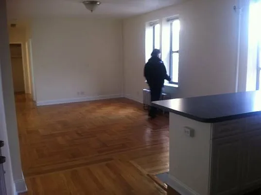 Rented by Barlavi Inc. | media 3