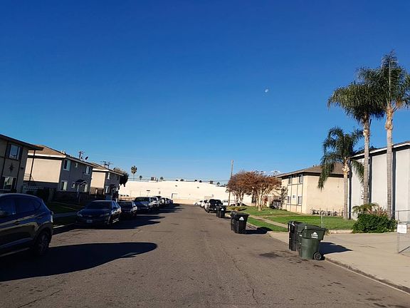 4th image of 1006 W East St