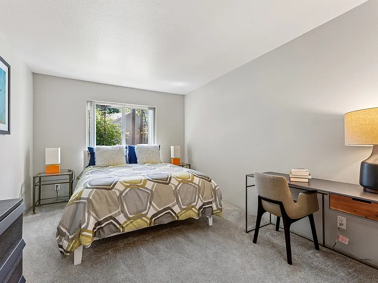 Primary Bed | 2-Bedroom | Clermont