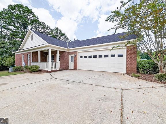 4th image of 1008 Timber Creek Way