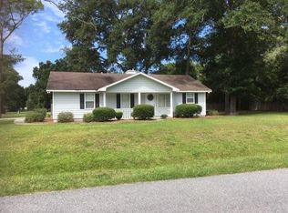 102 Crispen Ln, Brunswick, GA 31523