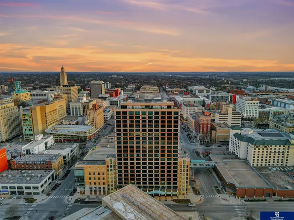 1125 Q St #1702, Lincoln, NE 68508