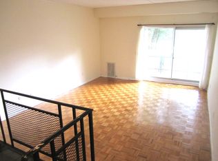 57 Broadlawn Park #10, West Roxbury, MA 02132