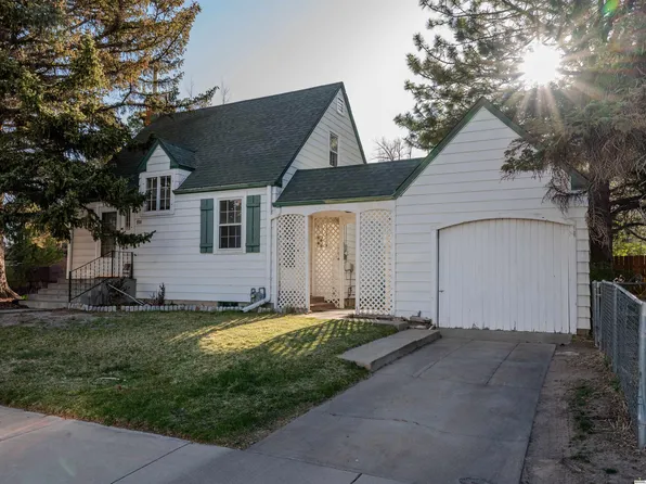 701 S 17th St, Laramie, WY 82070