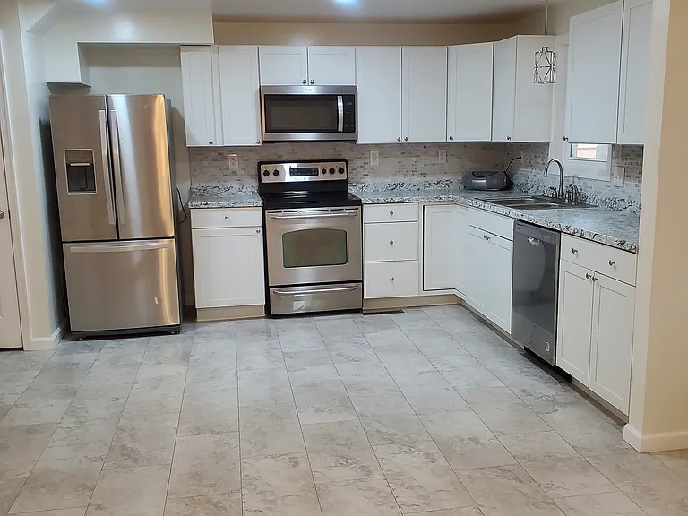 130 Cindie Ln — Photo 6