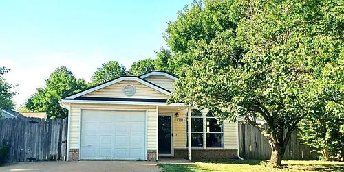 438 E Mimosa Ln Photo 1