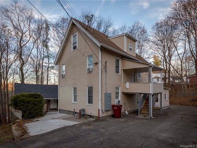395 Bradbury Street, Naugatuck, CT, 06770