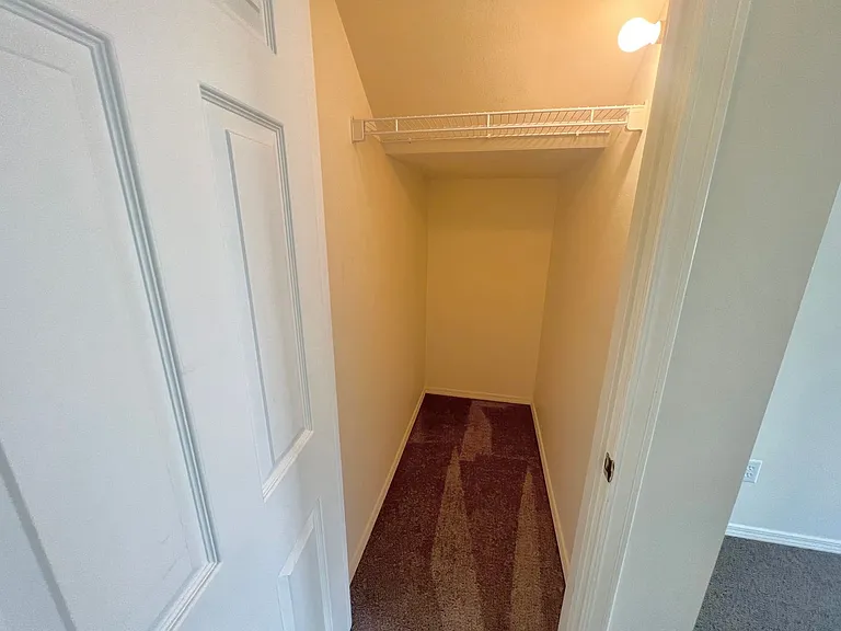 209 E 18th Ave #D16 — Photo 7