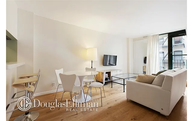 Rented by Douglas Elliman | media 20