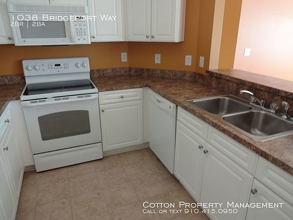 4th image of 1038 Bridgeport Way