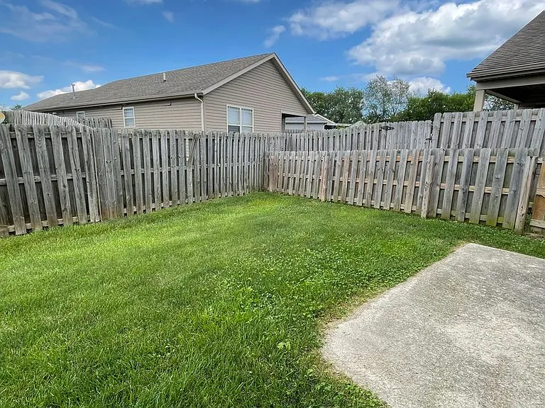 1329 Sourgum Ln — Photo 19