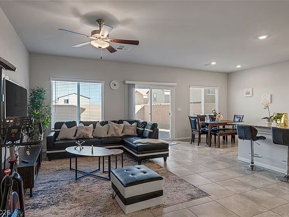 2nd image of 8244 Selenite St