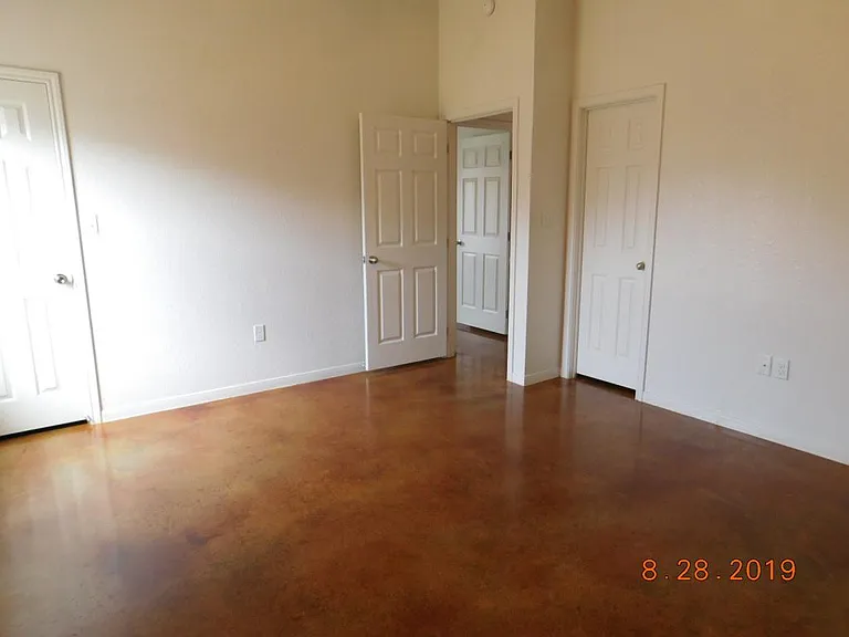 1202 Cavalry Ln #B — Photo 23