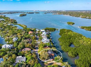 5236 Siesta Cove Dr, Sarasota, FL 34242
