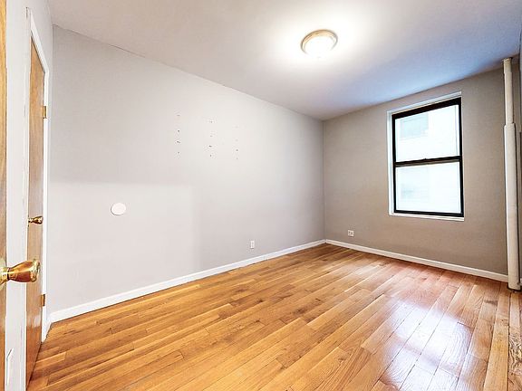 4th image of 638 W 160th St #30E